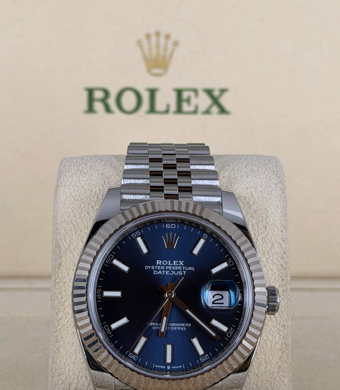 Rolex Datejust 41 blaues Zifferblatt mit Stabindizes, 2020, neue Karte, neuwertiger Zustand, Jubilee-Armband, Weißgold-Lünette