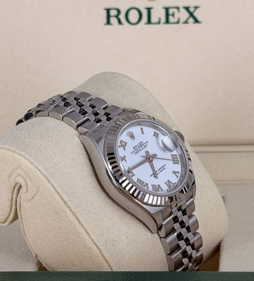 Rolex Lady-Datejust 2025 New Full Set Never worn